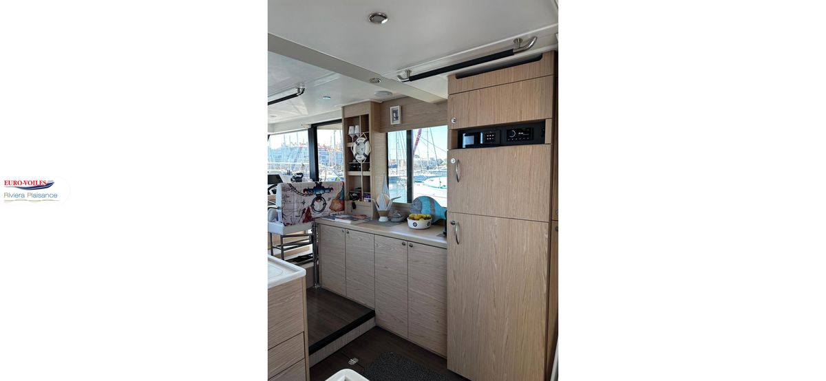 2022 Beneteau 44 
