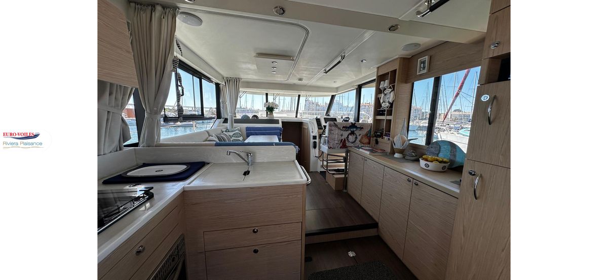 2022 Beneteau 44 
