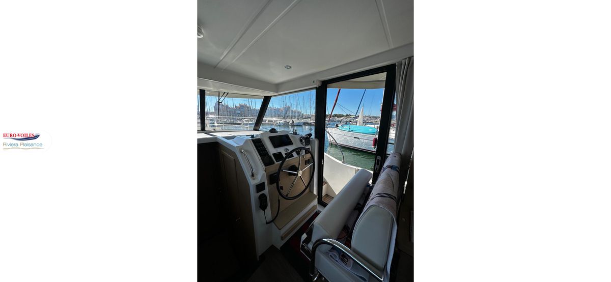 2022 Beneteau 44 