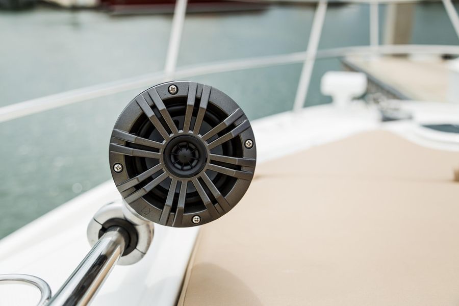 2016 Sea Ray 400 Sundancer