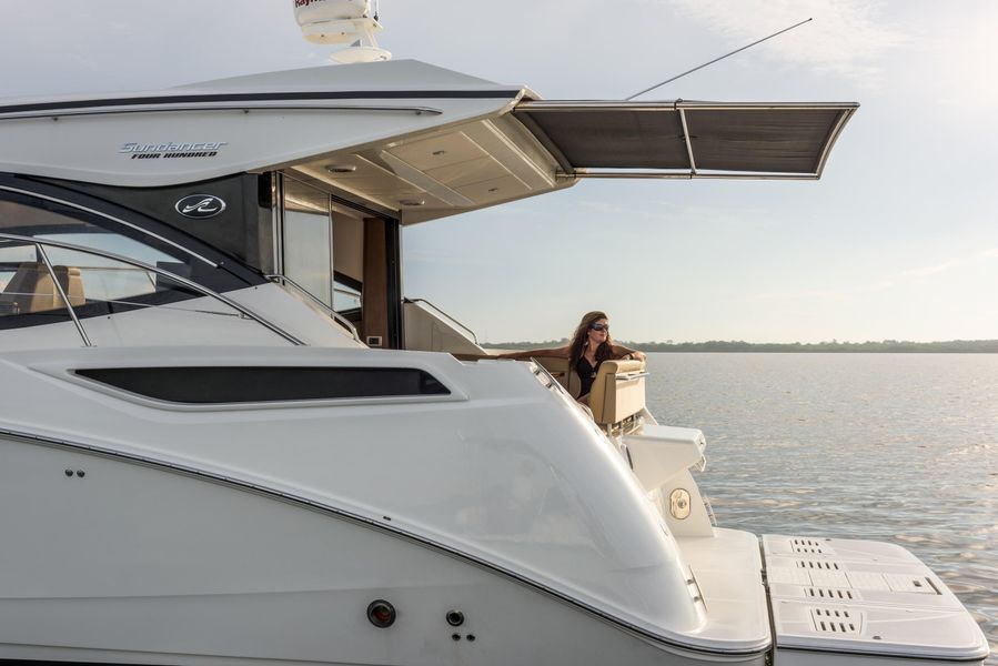2016 Sea Ray 400 Sundancer