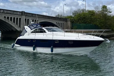 2010 Fairline Targa 44