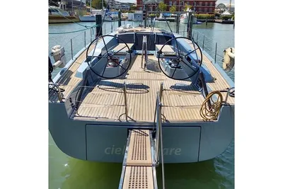 2009 Sly Yachts 61