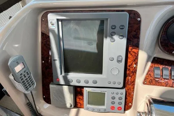 Infinity 2 Yacht Photos Pics Control panel of a 2004 Sea Ray 390 Motor Yacht with navigation equipment.