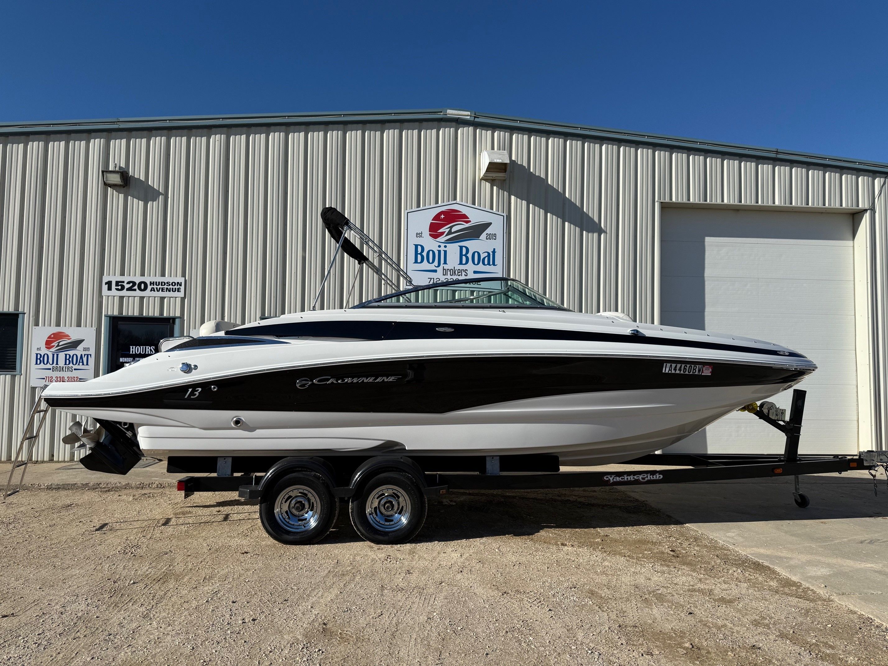 Crownline Eclipse E4