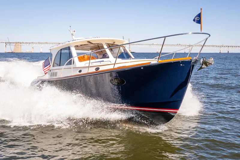 Grateful Miles Yacht Photos Pics 