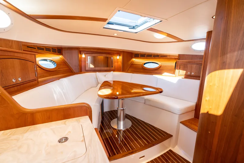 Grateful Miles Yacht Photos Pics 