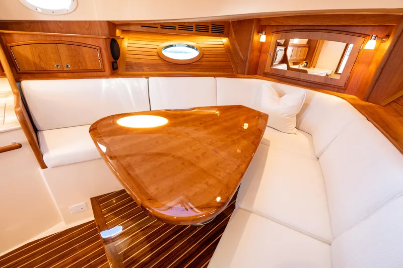 Grateful Miles Yacht Photos Pics 