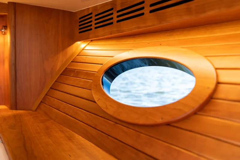 Grateful Miles Yacht Photos Pics 