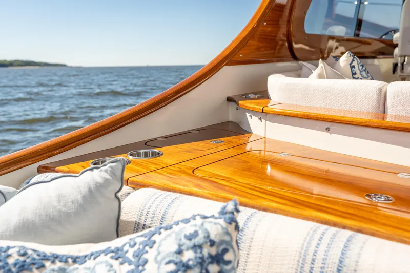 Grateful Miles Yacht Photos Pics 