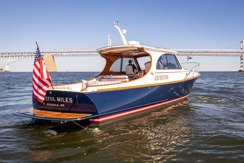 Grateful Miles Yacht Photos Pics 