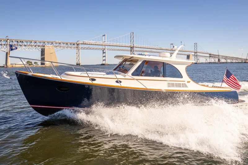 Grateful Miles Yacht Photos Pics 