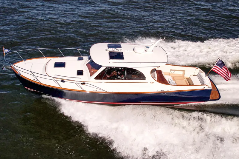 Grateful Miles Yacht Photos Pics 