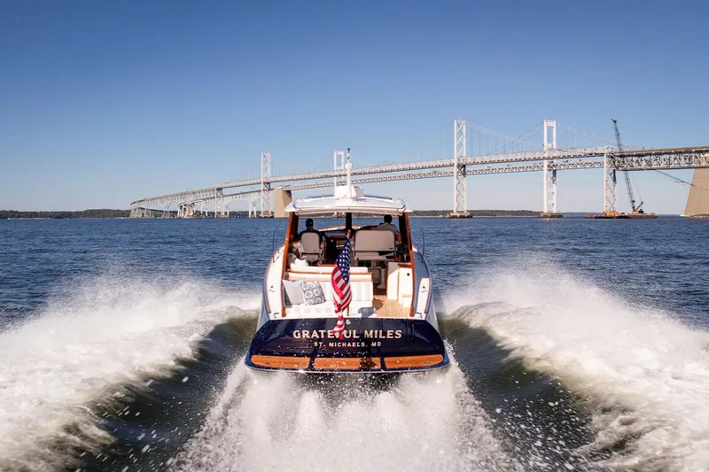 Grateful Miles Yacht Photos Pics 