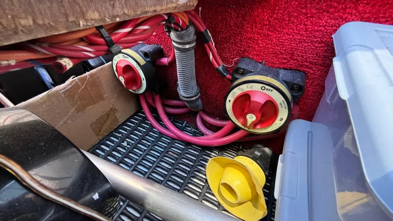  Yacht Photos Pics Electrical wiring and switches in a 2008 Fountain 47 Lightning boat.