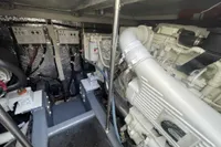 2000 Uniesse 42 Open