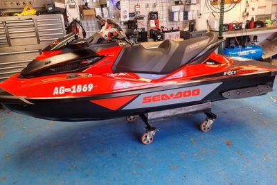 2016 Sea-Doo RXT-X 300