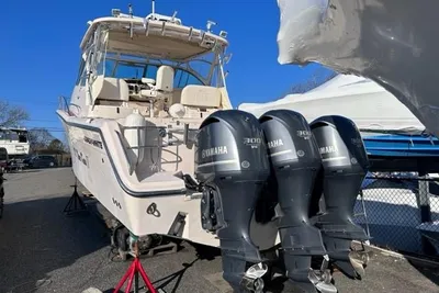 Grady-White Express 360