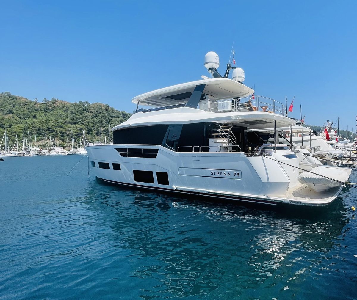 2024 Sirena 78 