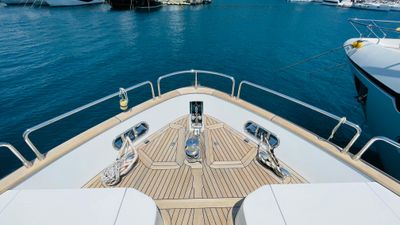 Yacht
