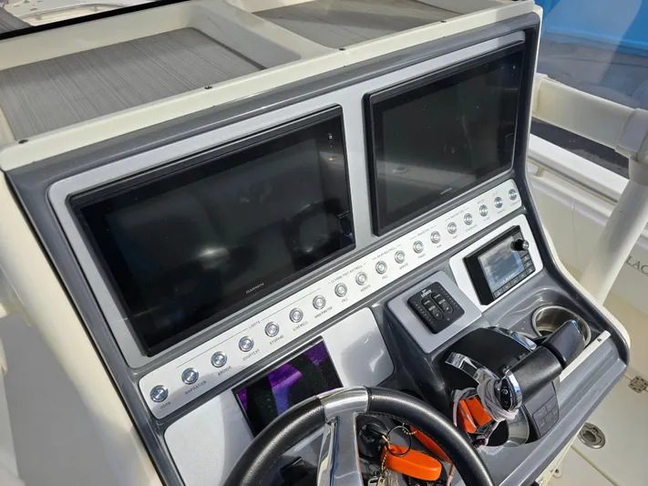 No Name Yacht Photos Pics 