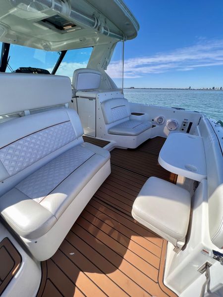 2005 Tiara Yachts 3600 Sovran