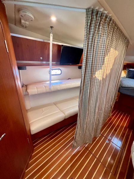 2005 Tiara Yachts 3600 Sovran