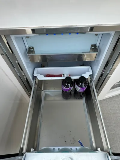 No Regrets Yacht Photos Pics 