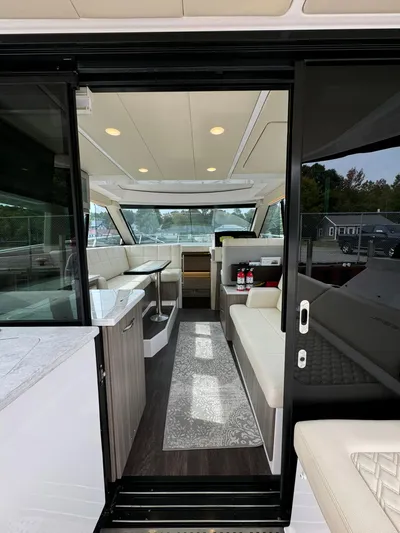 No Regrets Yacht Photos Pics 