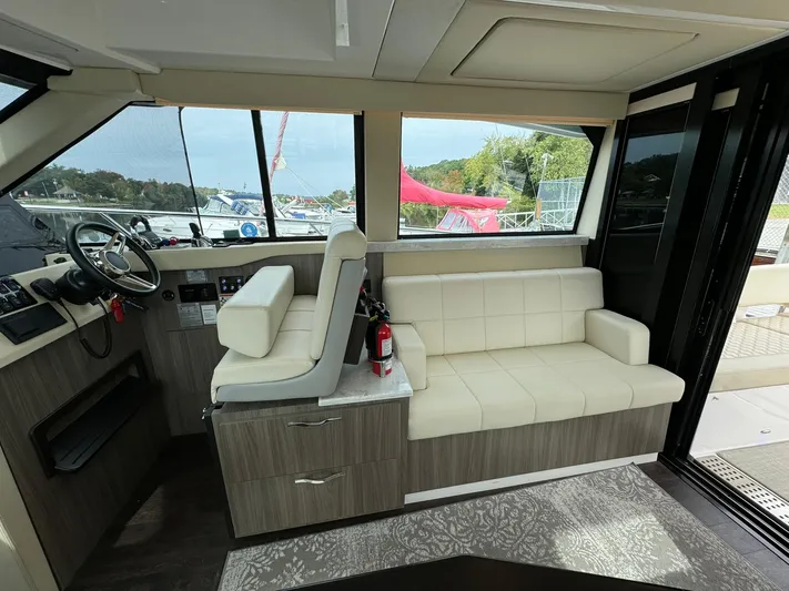 No Regrets Yacht Photos Pics 