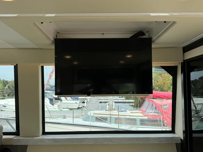 No Regrets Yacht Photos Pics 