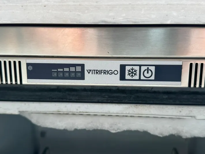 No Regrets Yacht Photos Pics 