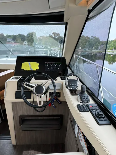 No Regrets Yacht Photos Pics 