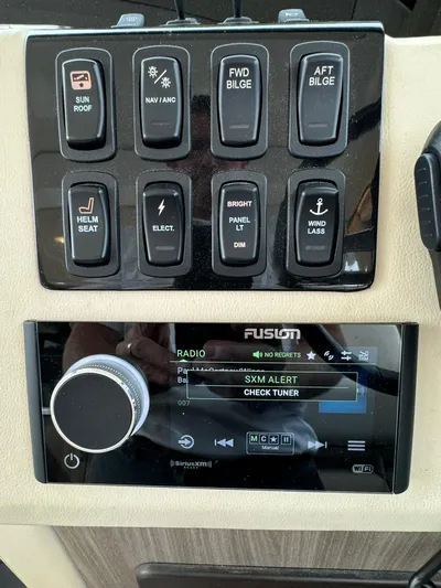 No Regrets Yacht Photos Pics 