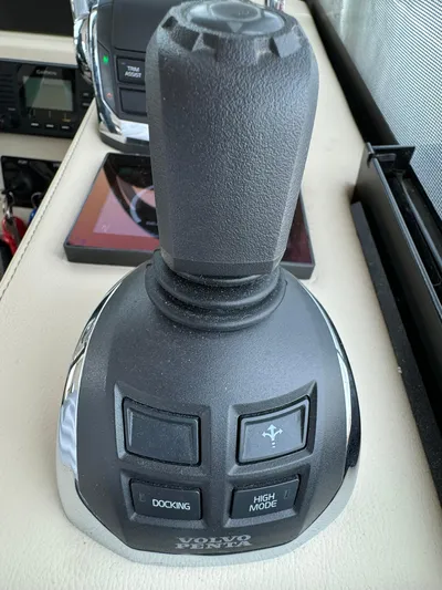 No Regrets Yacht Photos Pics 