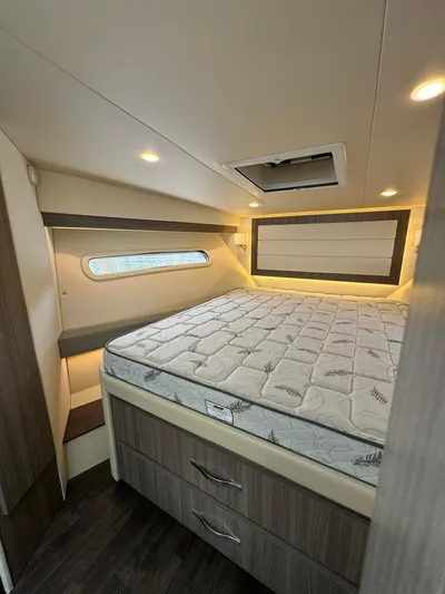 No Regrets Yacht Photos Pics 