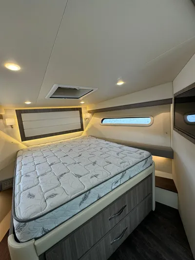 No Regrets Yacht Photos Pics 