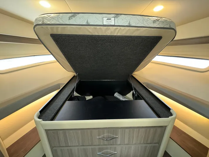 No Regrets Yacht Photos Pics 