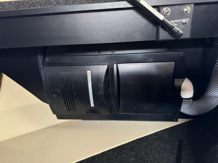 No Regrets Yacht Photos Pics 