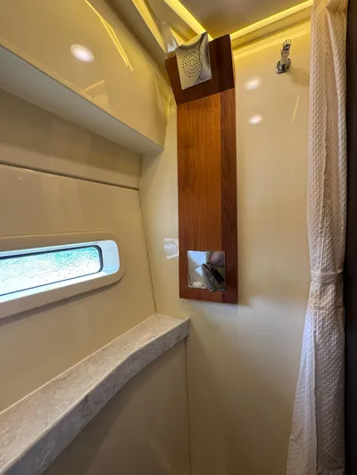 No Regrets Yacht Photos Pics 