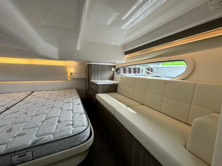 No Regrets Yacht Photos Pics 