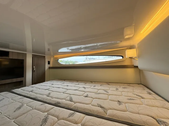 No Regrets Yacht Photos Pics 