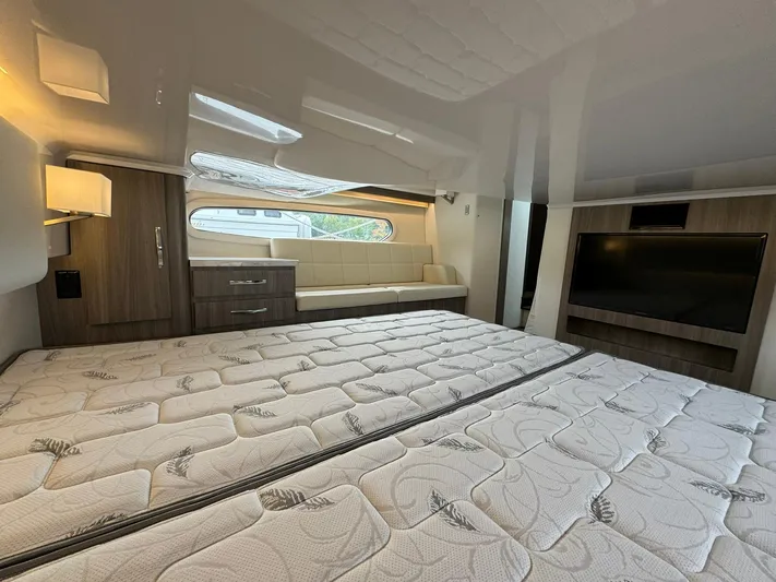 No Regrets Yacht Photos Pics 