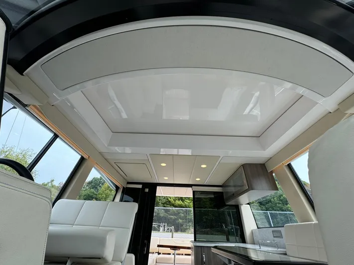 No Regrets Yacht Photos Pics 