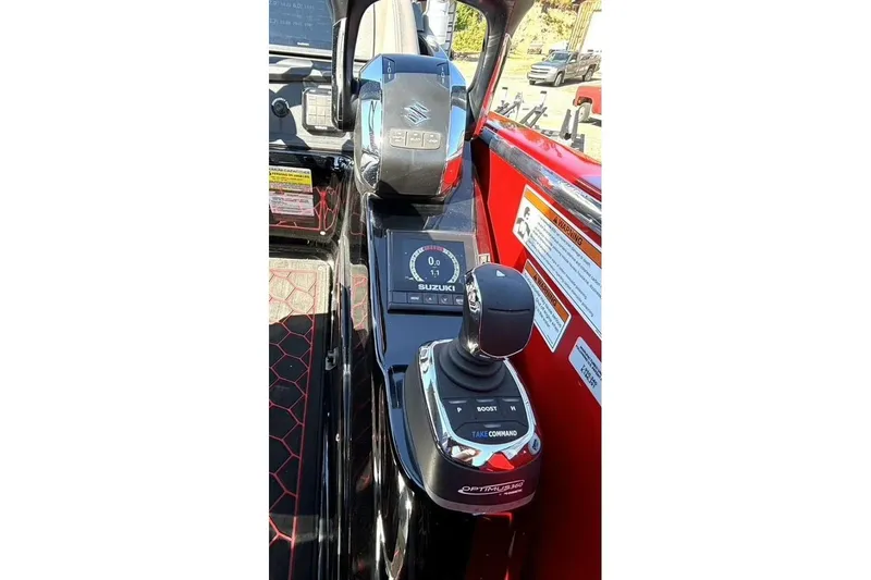  Yacht Photos Pics Control panel of 2022 Manitou XT 27 SRW with Suzuki engine controls and digital display.