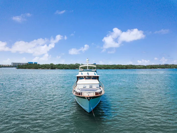 Victorian Rose Yacht Photos Pics 