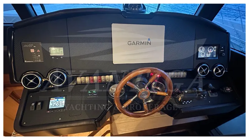  Yacht Photos Pics ABSOLUTE NAVETTA 58