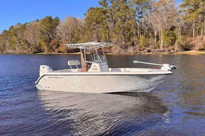 Aquasport 2200 Center Console
