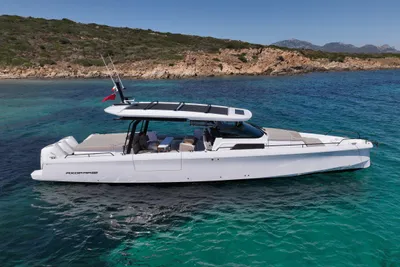 2024 Axopar 45 Sun-Top