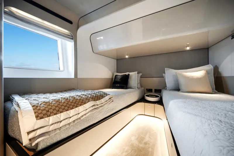 Catalina Yacht Photos Pics 